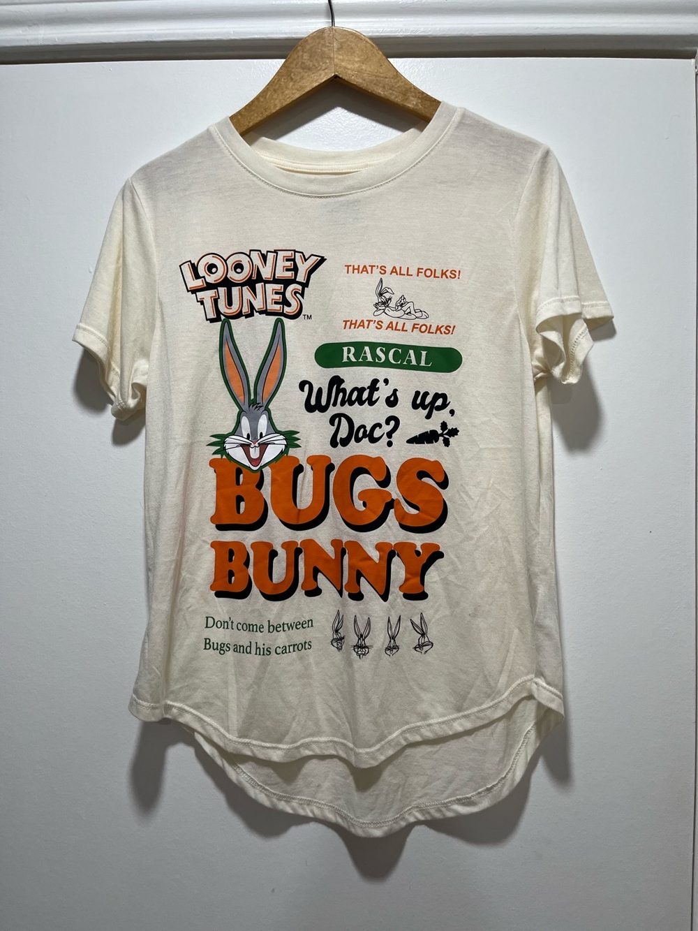 Kids Looney Tunes T-shirt NWT Large